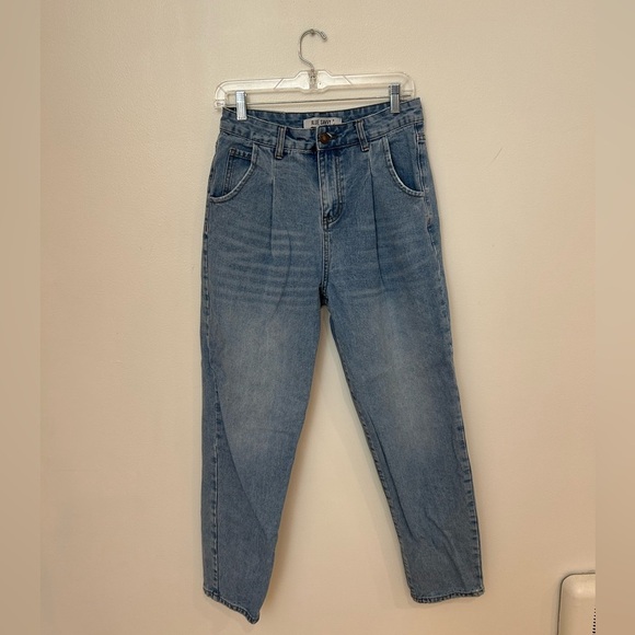 BLUE SAVVY Paper bag barrel high waist jeans size 26/28
Abercrombie madewell - Picture 2 of 9